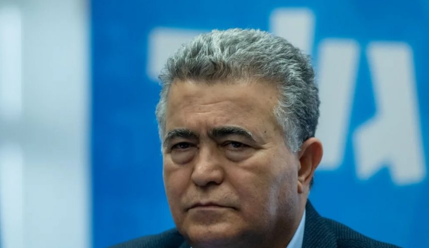 تعيين عمير بيرتس رئيساً موقتاً للكنيست