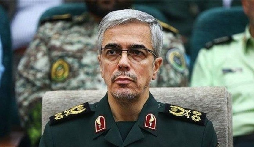 سرلشکر باقری: به برکت تمسک ارتش به ولایت نقشه‌های دشمن همچنان ابتر خواهد بود