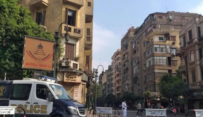مصر خبرنگار گاردین را به اتهام انتشار اخبار نادرست درباره کرونا اخراج کرد
