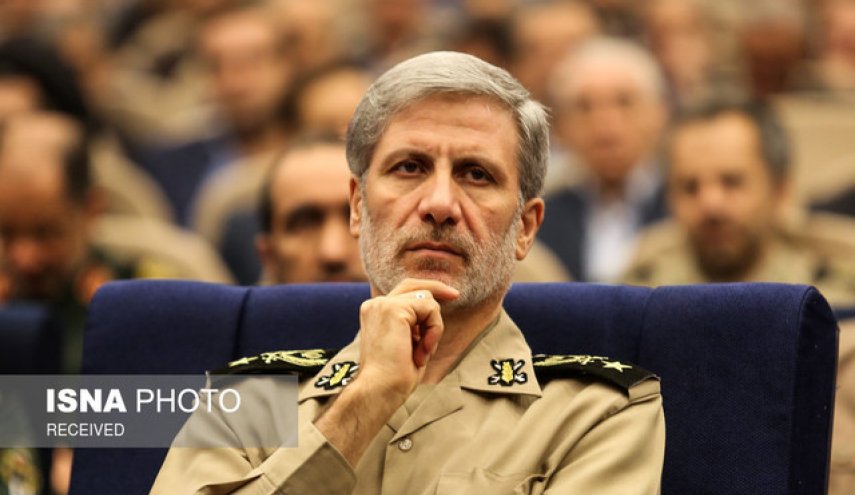 قدردانی وزیر دفاع از اقدامات جهادی ارتش در مقابله با کرونا
