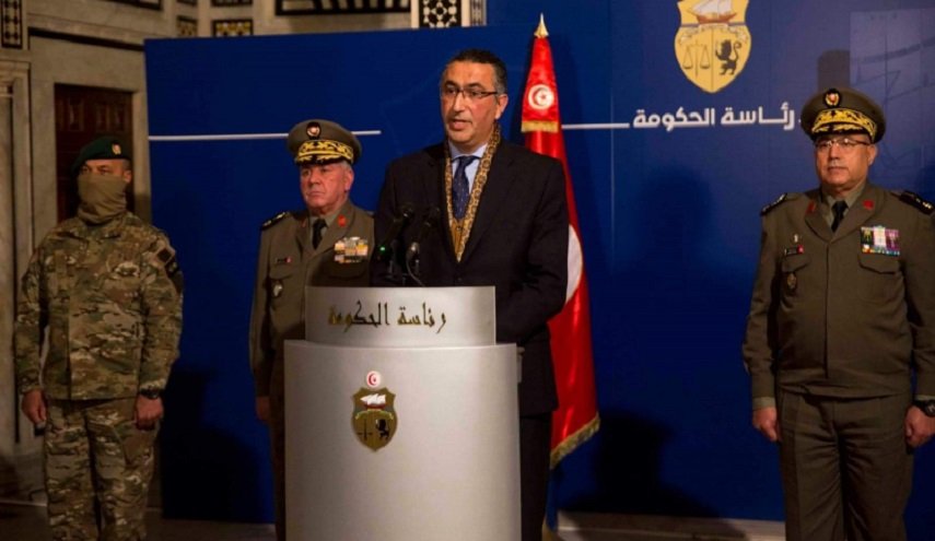 رئيس الحكومة التونسية يكرّم القيادات في القصرين