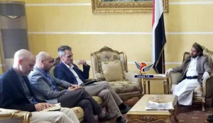 رئيس بعثة الصليب الأحمر يناقش الوضع الانساني في اليمن