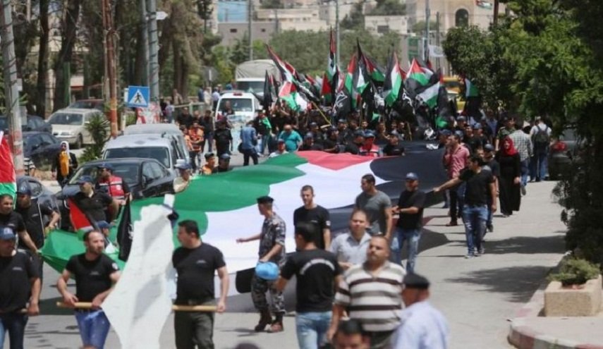 القوى الفلسطينية في لبنان تهدد بـ’التصعيد’ ضد الأونروا
