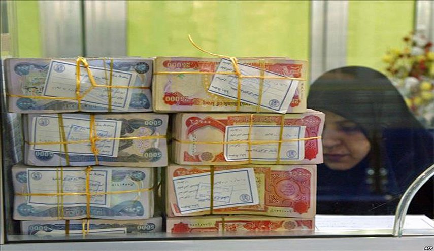 لجنة برلمانية عراقية تطالب بصرف سلفة عاجلة لموظفين متقاعدين