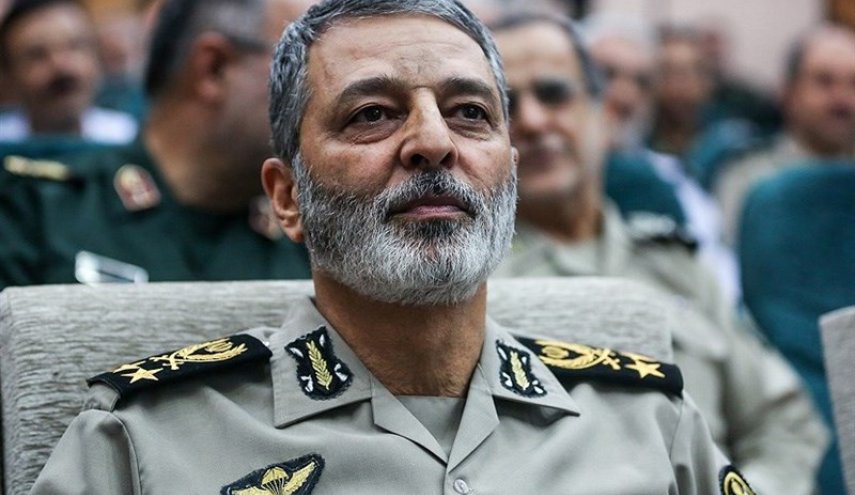 تشکر فرمانده کل ارتش از ابراز لطف فرمانده کل قوا