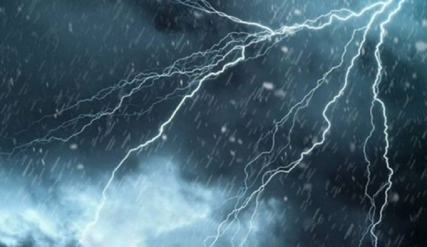 الأرصاد الجوية الجزائرية تحذر من أمطار رعدية غزيرة  