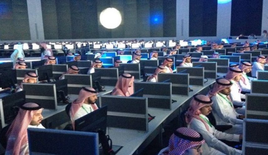 انتقاد مجری الجزیره از کاربران سعودی: با آمدن بن‌سلمان بی‌ادب شده‌اند
