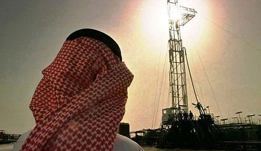 گزارش بلومبرگ از سقوط بی سابقه ذخایر ارزی عربستان/ ذخایر ارزی ریاض به پایین ترین حد در 10 سال اخیر رسید