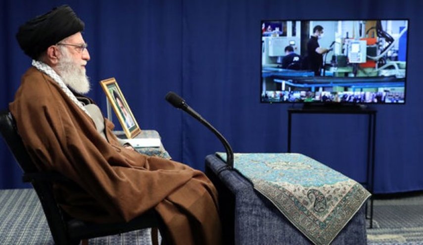 رهبر انقلاب: دستمزد عادلانه کارگر و پرداخت بدون تأخیر آن از مسائل بسیار مهم است
