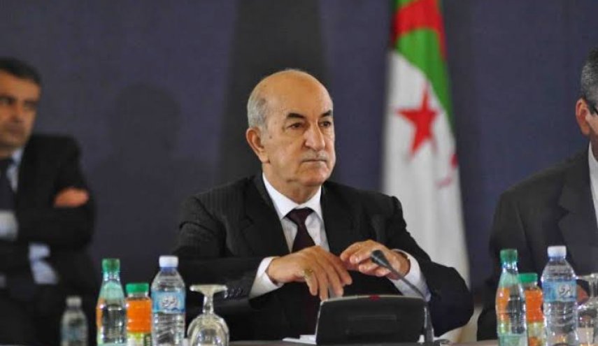 الرئاسة الجزائرية توزع مسودة تعديل الدستور