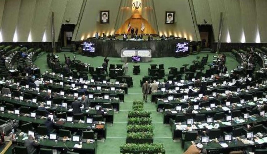 سازوکار رسیدگی به کالا و ارز قاچاق کشف شده با ارزش ۵ میلیون تومان تعیین شد/ جرایم قاچاق کالا و ارز در دادگاه انقلاب رسیدگی می‌شود