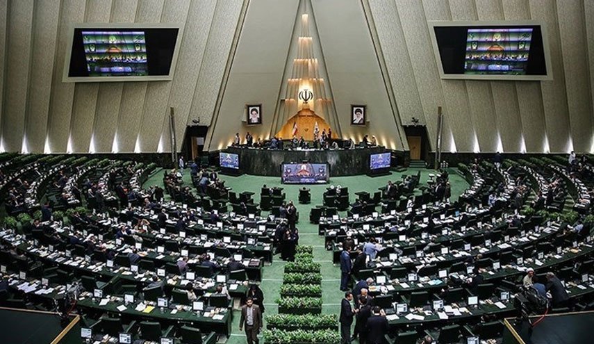 کلیات طرح تغییر نحوه انتخاب حقوقدانان شورای نگهبان تصویب شد