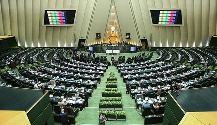 گزارش کمیسیون اصل 90 درباره صنعت خودرو/ سران قوا با اجحاف آشکار خودروسازان به عزت مردم برخورد کنند/ مهمترین دلایل افزایش بهای خودرو