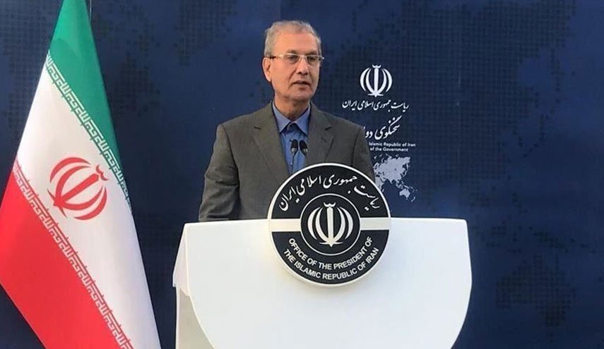 ربیعی خبر داد: تصمیم گیری درباره بازگشایی دانشگاه‌ها هفته آینده/کاهش مرگ و میر و افزایش بیماریابی با فاصله‌گذاری هوشمند/ دستیابی ایران به امکان۳۰ هزار تست کرونا در روز/ تبادل زندانیان با آمریکا نیازی به میانجی ندارد 