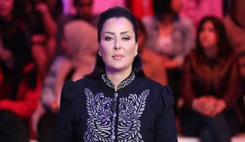 إعلامية تونسية تهدد بحرق نفسها وتستغيث بالعرب لهذا السبب!