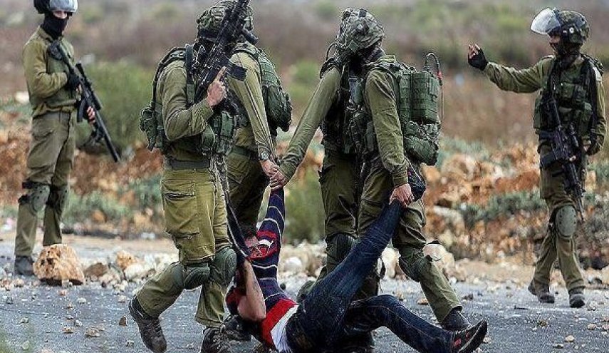 نظامیان ‌صهیونیست ده‌ها فلسطینی را در کرانه‌ باختری دستگیر کردند