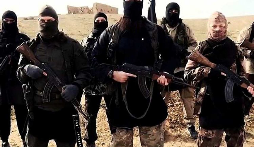 داعش یک جوان عراقی را گردن زد