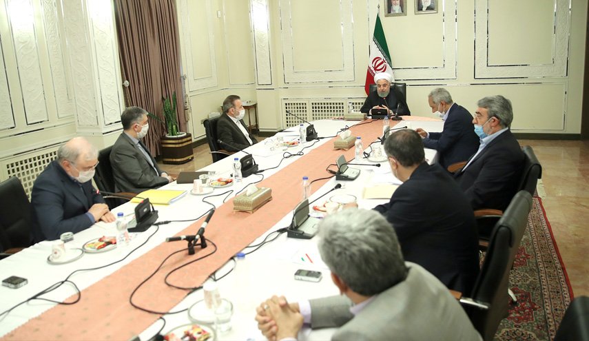 باید مردم را برای زندگی فعال همراه و همزمان با مقابله با بیماری کرونا آموزش داد