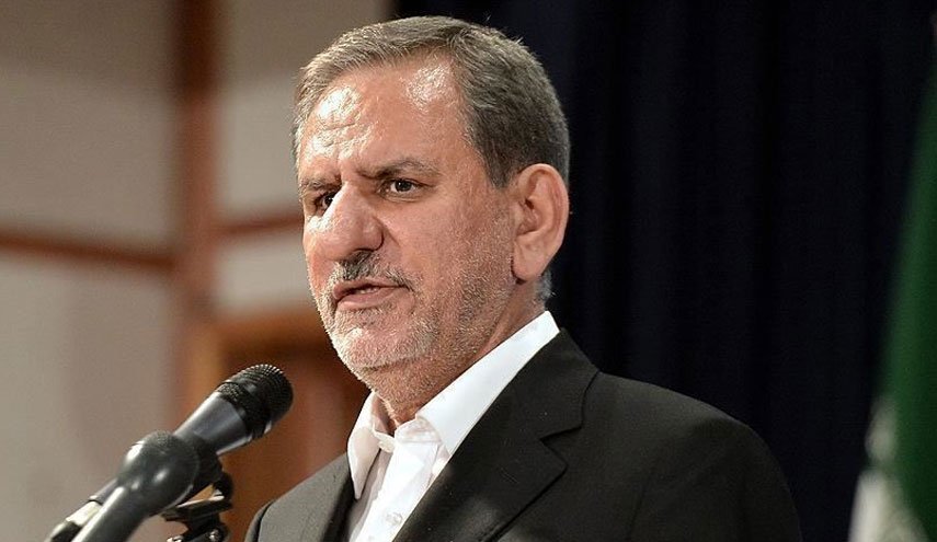 جهانگیری: کالاهای اساسی باید به وفور و با قیمت مناسب در اختیار مردم قرار گیرد