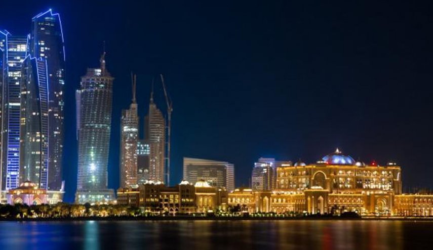 أبوظبي تعلن حظر التنقل منها وإليها وبين مدنها لمدة أسبوع