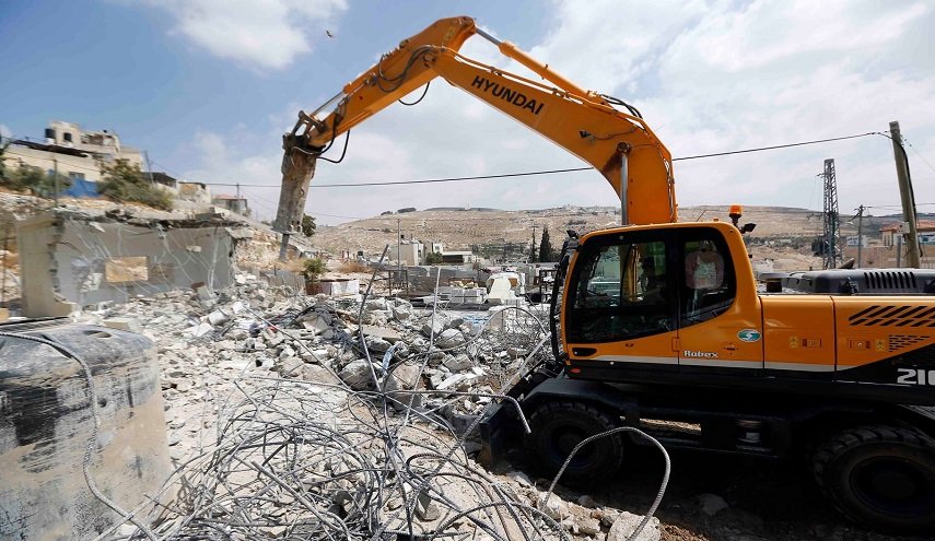 الاحتلال يهدم 6 منشآت قيد الإنشاء في القدس المحتلة
 