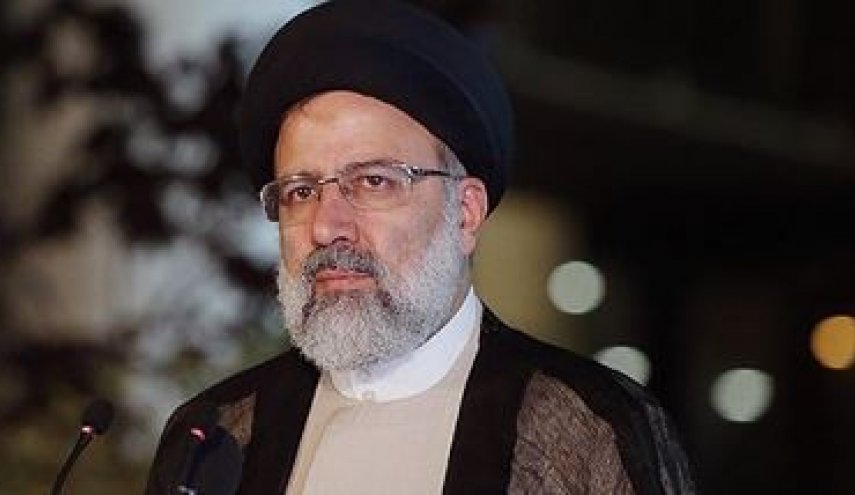 باید چهره زیبای جامعه اسلامی را از لکه‌های نازیبای فقر بزداییم/ آمریکا به عنوان یک متهم باید در مجامع بین‌المللی دنیا محاکمه شود
