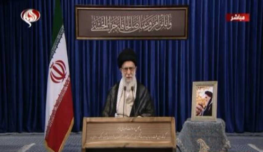 درس امام برای امروز استمرار تحول است انقلاب نباید دچار ارتجاع شود/ حوادث این روزها بروز واقعیات آمریکا است؛ مردم آمریکا از حکومتشان خجالت می‌کشند