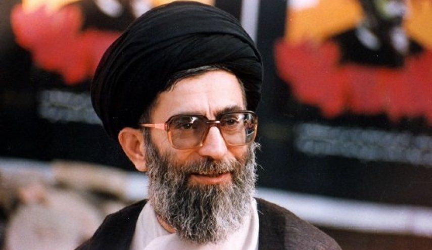 فیلم | سخنانی از حضرت آیت‌الله خامنه‌ای در یک محفل خصوصی که برای اولین بار منتشر می شود