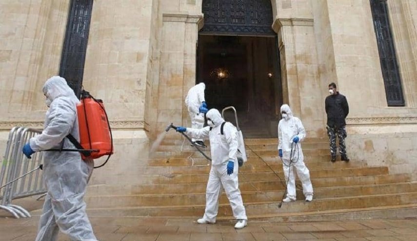 قرار لبناني بالتحاق جميع العاملين في القطاع العام بمراكز عملهم

