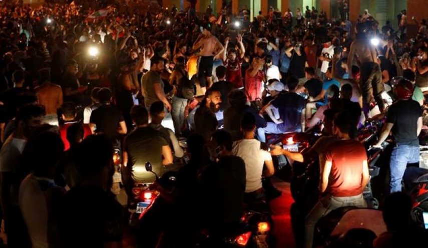 ادامه اعتراضات در شمال لبنان برای دومین شب متوالی؛ 72 نفر زخمی شدند
