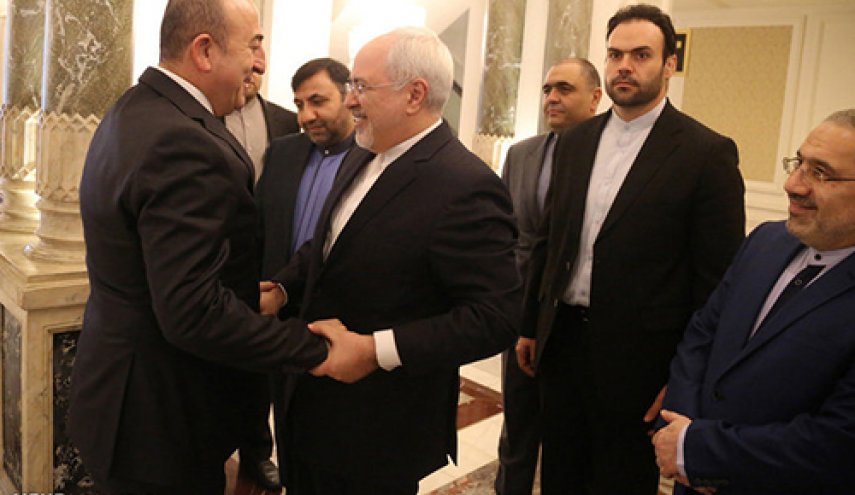 ظریف: ایران و ترکیه در حوزه‌های مختلف روابط نزدیک دارند
