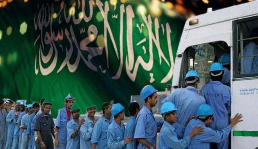 بلومبيرغ: 1.2 مليون أجنبي سيغادرون السعودية قريبا