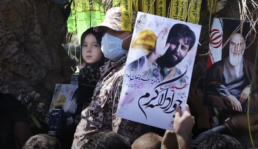 پیکر شهید «جواد الله کرم» پس از تشییع در بهشت زهرا به خاک سپرده شد
