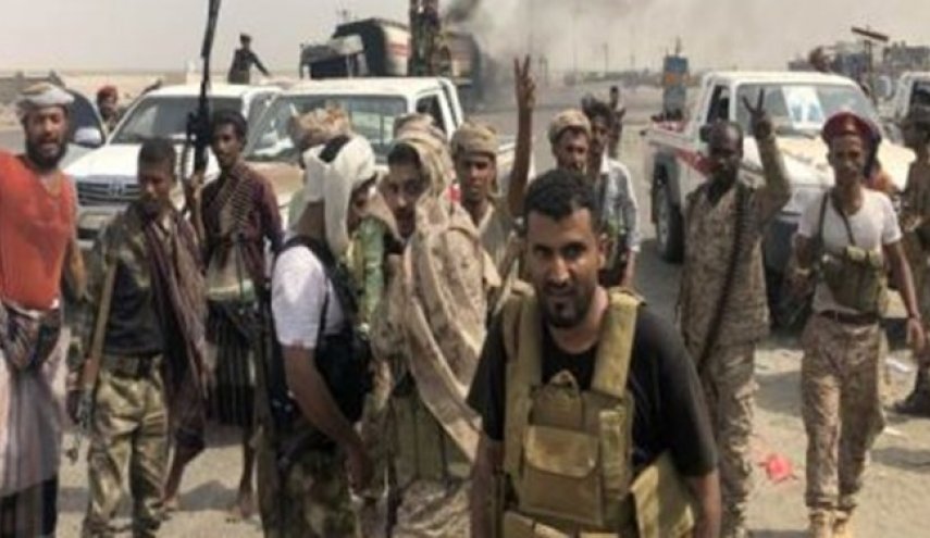 استاندار «سقطری» در دولت «هادی»، ائتلاف سعودی را خائن به یمنی‌ها خواند
