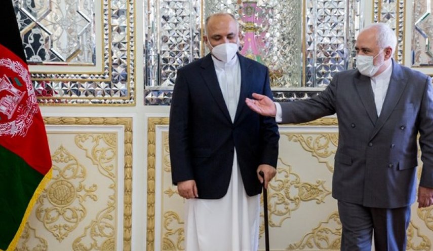 حادثه برای اتباع افغانستان و سند جامع همکاری؛ محورهای گفت‌وگوی «اتمر» و «ظریف»
