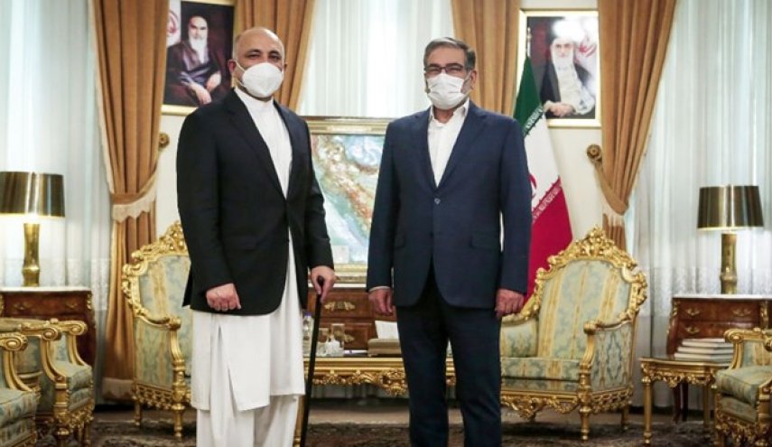 بیانیه کابل درباره دیدار «اتمر» و «شمخانی»؛ حضور مهاجران افغان در ایران قانونمند شود
