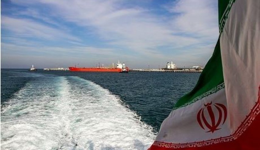 ایران با دور زدن تنگه هرمز از دریای عمان نفت صادر می‌کند

