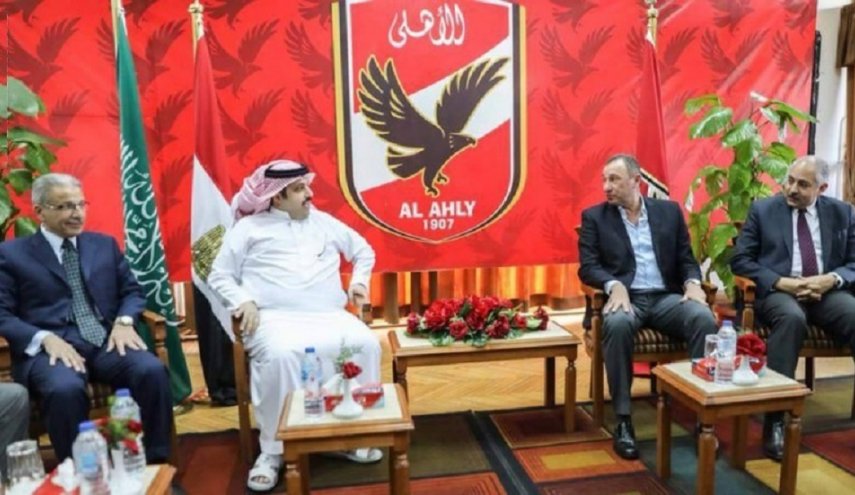 هل تنازل تركي آل شيخ عن خلافاته مع الأهلي المصري؟