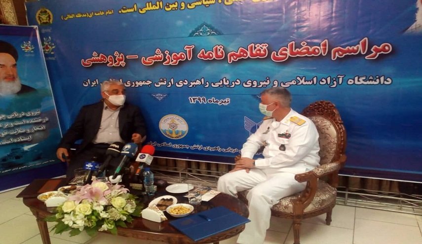 الادمیرال خانزادي یؤکد دور القوة البحریة في تحقيق التنمیة الحضاریة والحضارة البحریة
