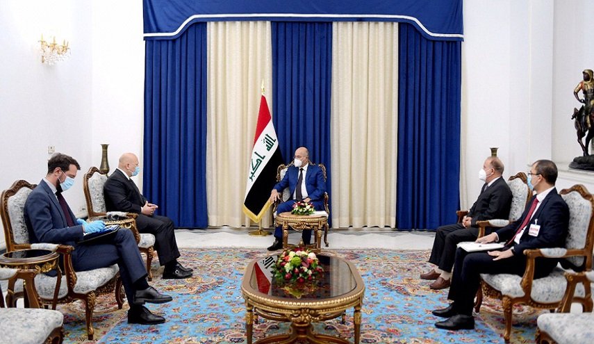 برهم صالح يشدد على تقديم المتورطين بجرائم داعش إلى محكمة دولية متخصصة