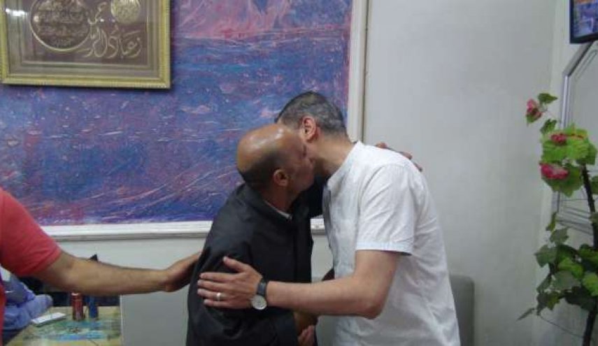 الحكومة المصرية تكرم مواطنا أمينا