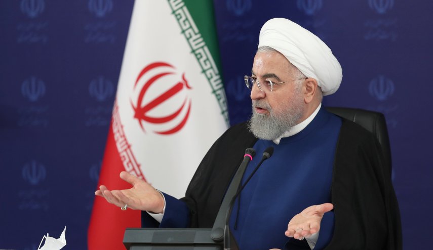 تعطیلی کسب و کارها و فعالیت اقتصادی برای بلند مدت امکان پذیر نیست/ دانشمندان ما در حال تلاش برای تولید داروهای مورد نیاز کرونا و واکسن آن هستند