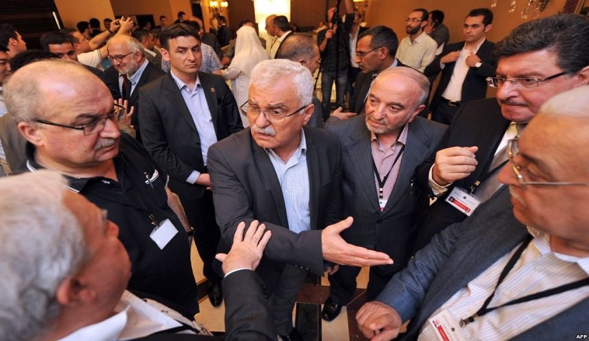 شاهد: من هو الرئيس الجديد لـ’الائتلاف السوري’ المعارض