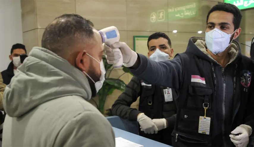 خبير يكشف متى ستنخض اعداد المصابين بكورونا في مصر