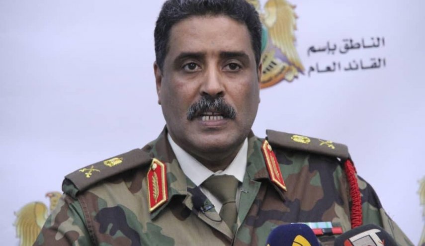 قوات حفتر تنفي لقائه مع وفد أمريكي رفيع المستوى