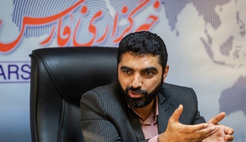 مدیران استقلال و پرسپولیس به جای بداخلاقی نسبت به هم، زمینه ورود به بورس را فراهم کنند
