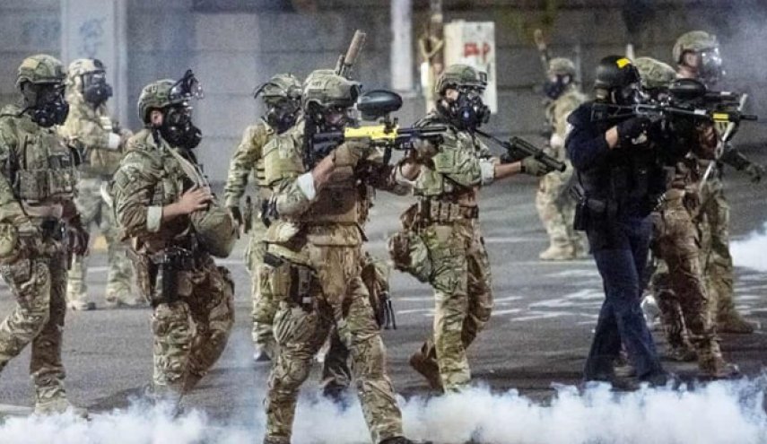 قانون‌گذاران آمریکایی «تحقیقات فوری» درباره خشونت پلیس این کشور را خواستار شدند
