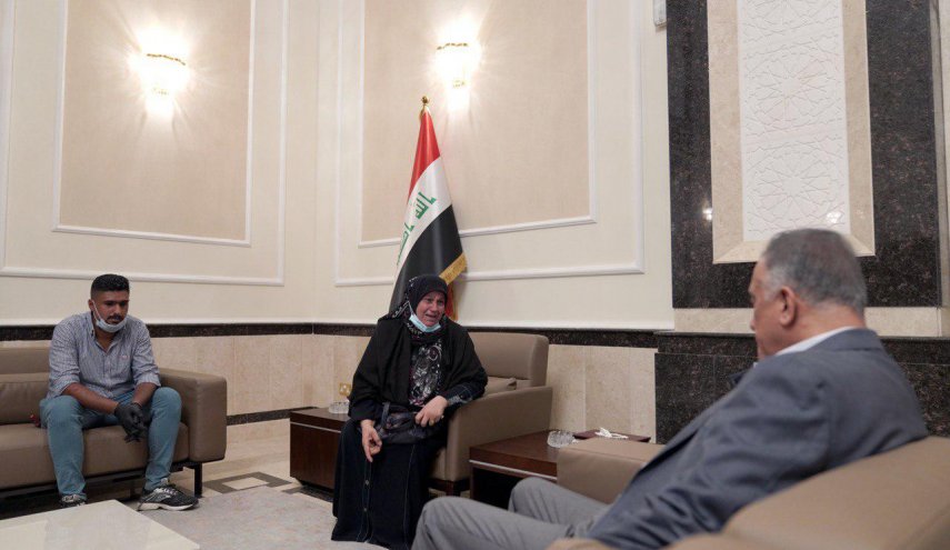 الكاظمي يستقبل عائلة الصحفي المختطف توفيق التميمي