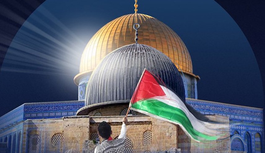 مقابله جوانان فلسطینی با یورش صهیونیست‌ها به مسجدالاقصی