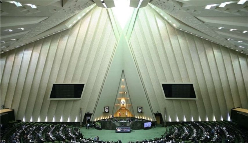 تشكيل 137 مجموعة صداقة ضمن جدول اعمال البرلمان الايراني